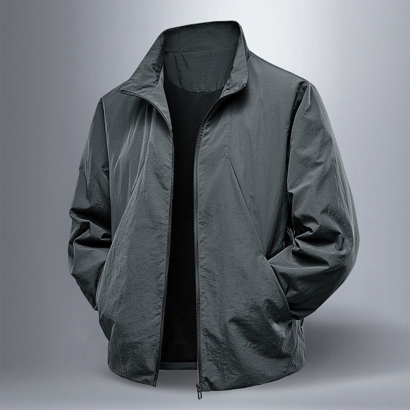 Windproof And Waterproof Zip-up Jacket That Pairs Perfectly With Any Outdoor Sport